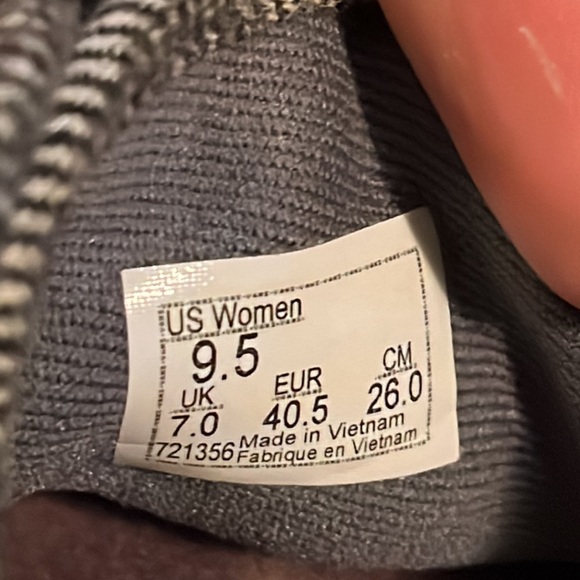 Vans Sneakers - Picture 8 of 8